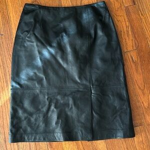 Carroll Evan’s skirt leather 8 black